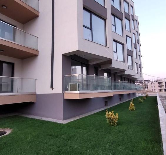 Apartament 2 camere-piscina cu pool bar Mamaia Nord - Poză 7