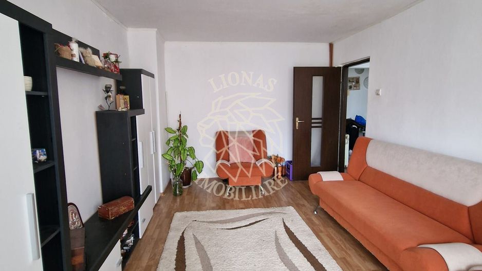 Apartament decomandat 3 camere-2 balcoane-etaj 3-Zona Petru Maior - Poză 1