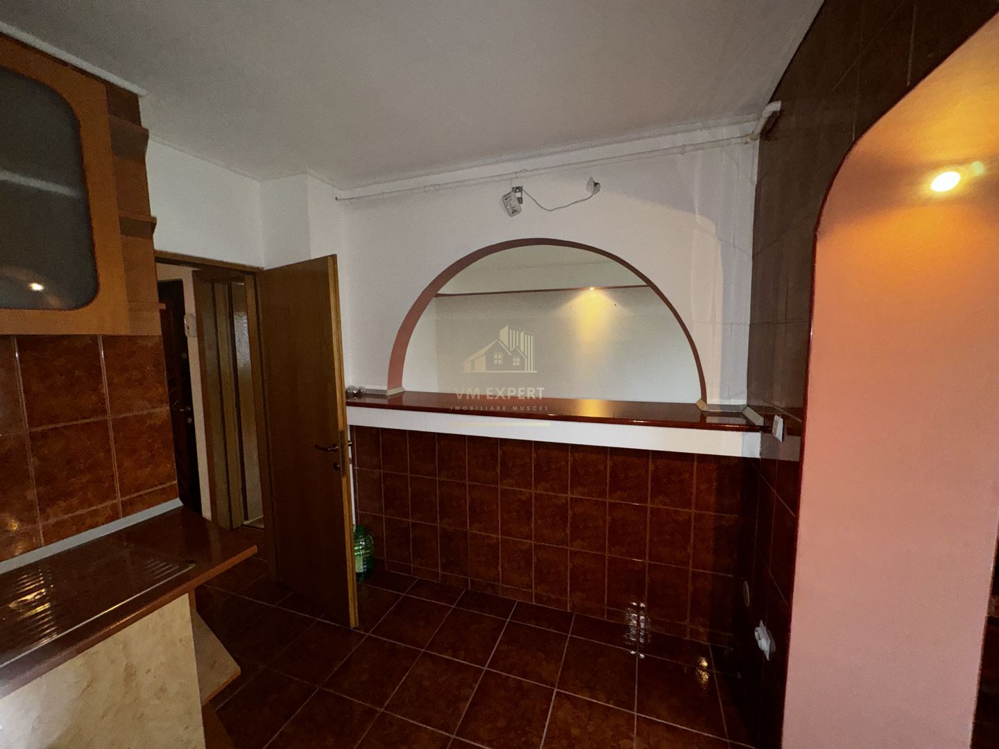 APARTAMENT CAMPULUNG TIP PENTHOUSE, 5 CAMERE GRUI - Poză 25