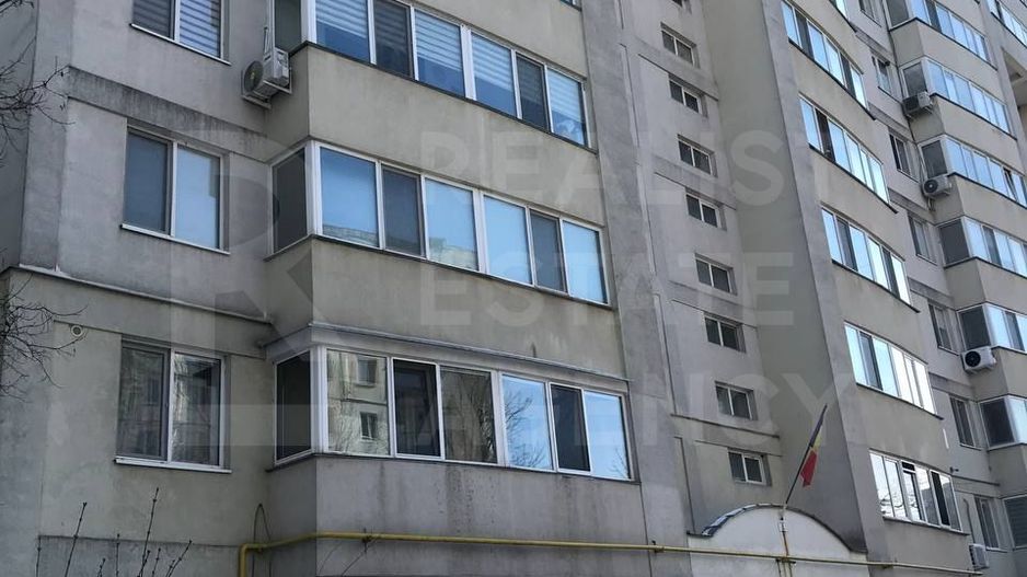 Vânzare, apartament, 2 camere, strada Ginta Latină, Ciocana - Poză 2
