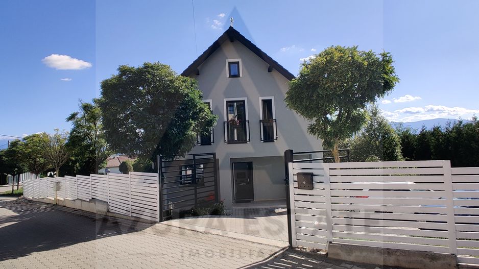 Casa individuala 4 camere 2 bai si teren 573 mp in Bavaria Park - Poză 13