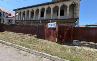 Casă, 225 m², Vadul lui Vodă, Centru - Poză 1