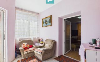 Casă cu 3 camere și 1047 mp în Peregu Mic - Poză 4