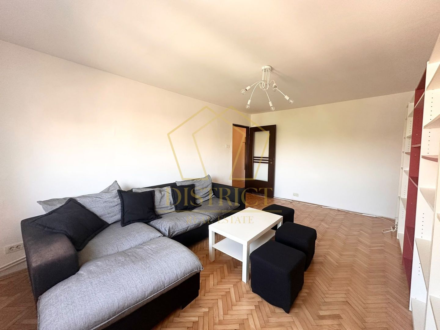 Apartament decomandat cu 2 camere | Lipovei - Poză 1