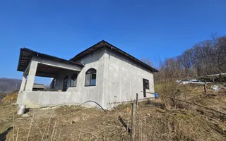 Casă pe platou, liniște și natură – Boțești, Argeș - Poză 17