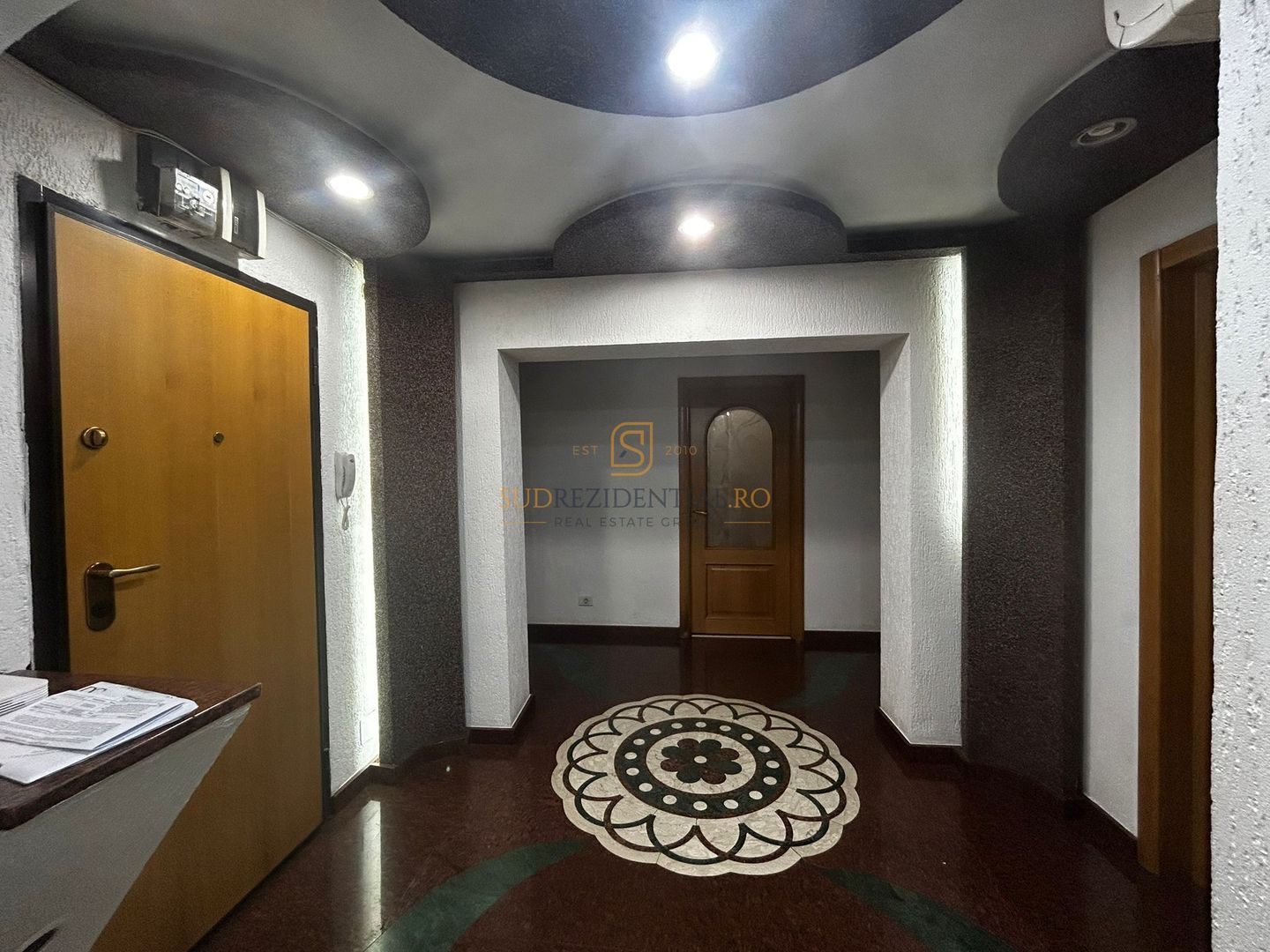 Apartament 3 camere, suprafata generoasa, zona Piata Resita - Poză 10