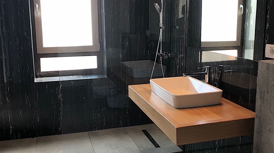 Un camin diferit , gandit pentru nevoile tale. - Poză 16