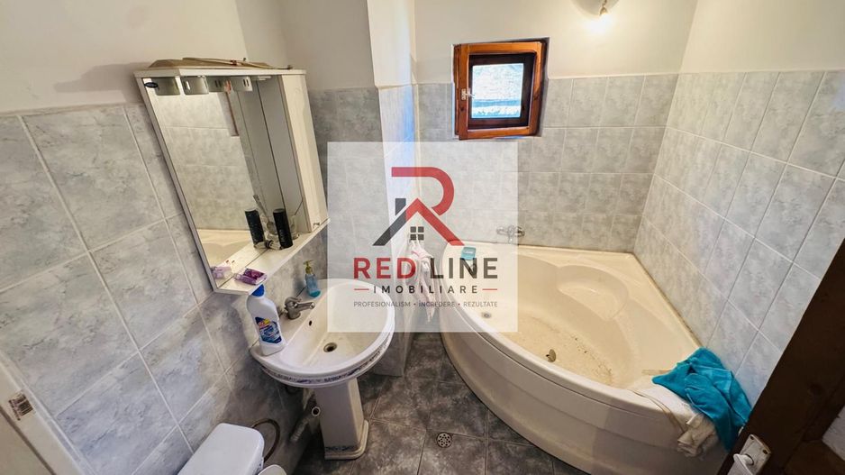 Vilă impunătoare, construcție solidă D+P+E+M, 430 mp – pretabilă pensiune - Poză 9