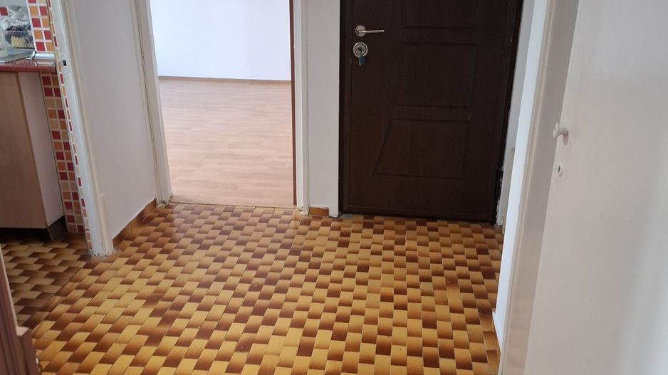 APARTAMENT NEMOBILAT ZONA DOROBANTI - Poză 8