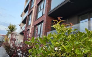 Apartament premium 75 mp utili cu parcare subterana si boxa Central - Poză 9