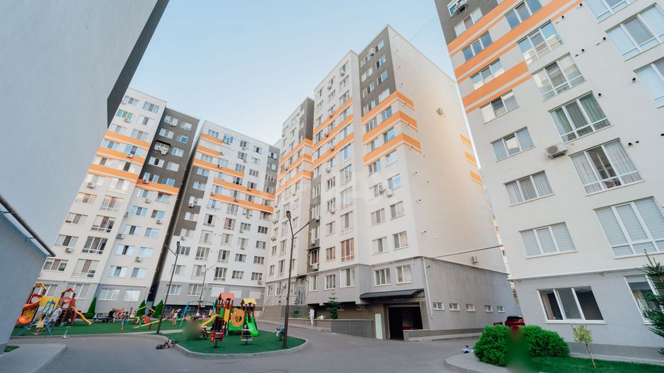 Vând apartament cu 1 cameră. st. Sprincenoaia - Poză 1