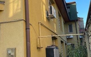 Casa  P+1+M 2006,teren total 156 mp  Cosbuc/ Parcul Carol - Poză 3