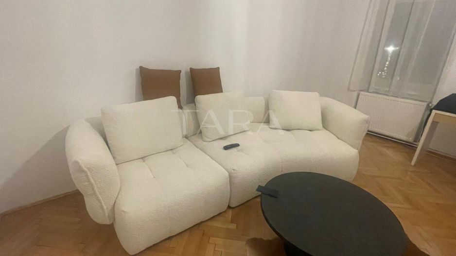 EXCLUSIVITATE. Apartament decomandat, ULTRACENTRAL. - Poză 1