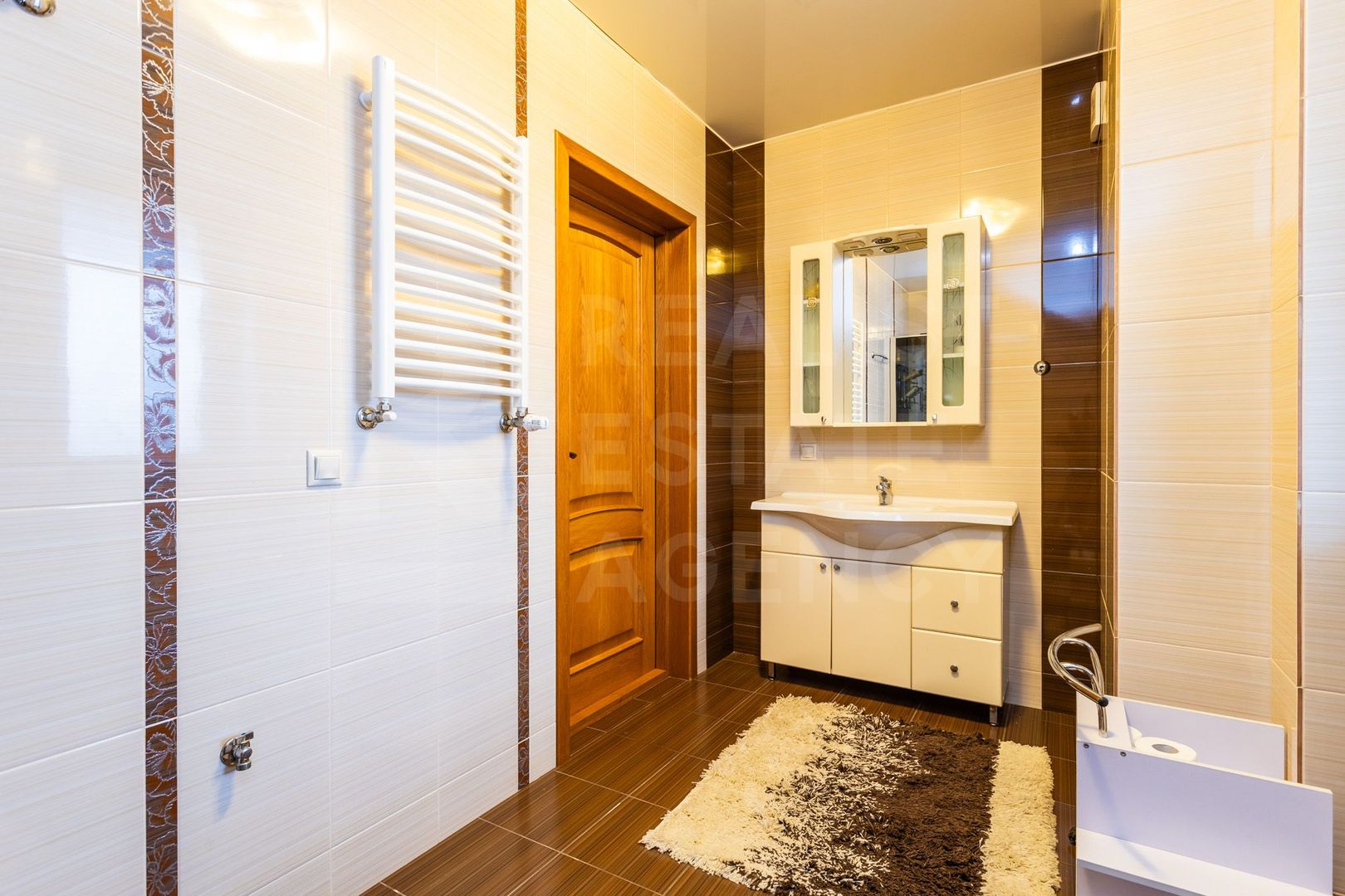 Vânzare, casă, 2 nivele, 6 camere, strada Luceafărul, Ciorescu - Poză 37