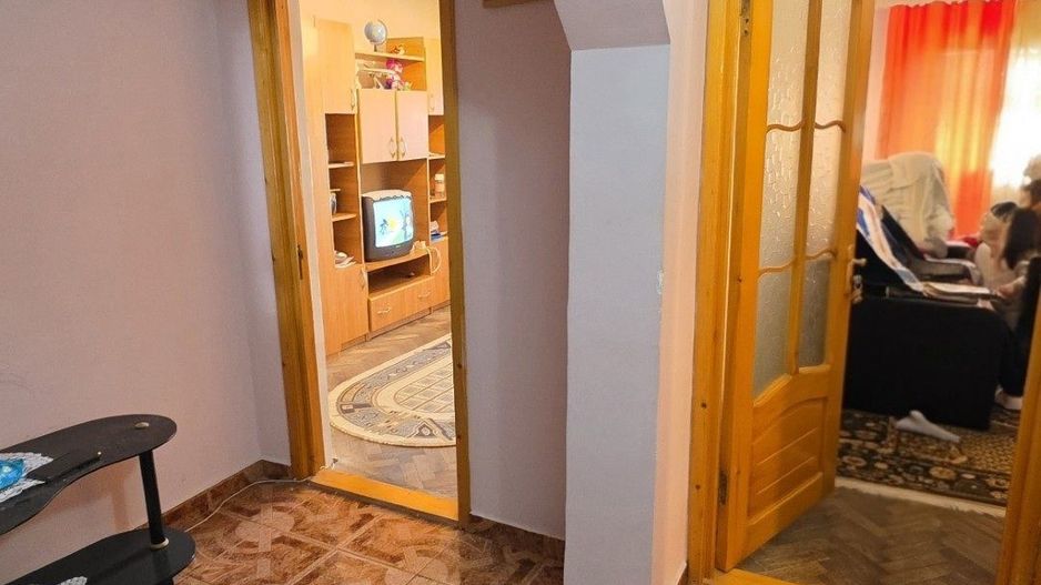 Apartament cu 2 camere, etaj 4, mobilat și utilat, VASLUI - zona ANA IPATESCU; - Poză 5