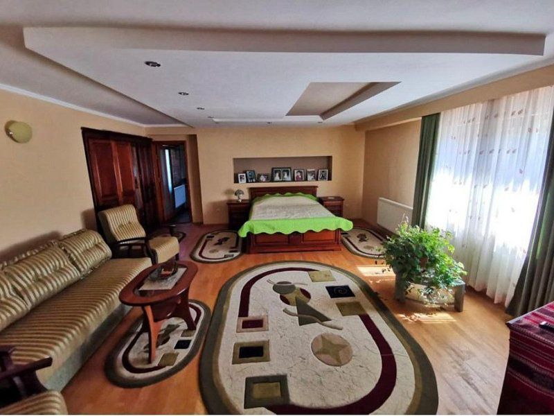 Casa / Vila cu 9 camere Breaza - Poză 9
