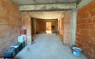 2 camere la parterul unui bloc boutique langa PARC si METROU cu parcare si boxa - Poză 8