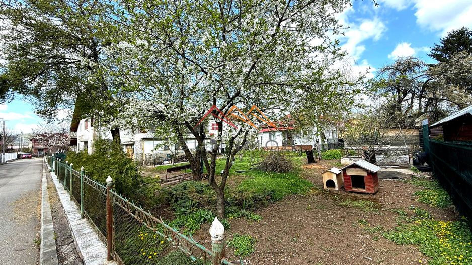 Casă P+1E cu teren generos de 697 mp, zona foarte buna Campina, PH - Poză 6