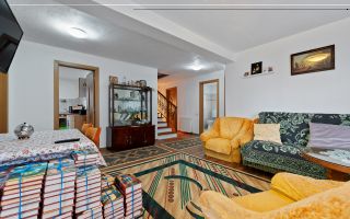 Casă P+1, 4 dormitoare, 2 băi, 1080 mp teren - Poză 3