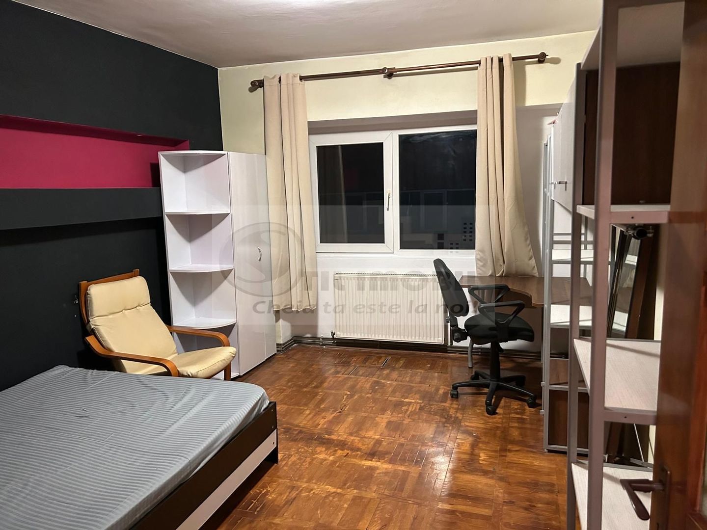 Apartament cu 3 camere decomandat, 2 bai - Nicolina - Etaj intermediar - Poză 2