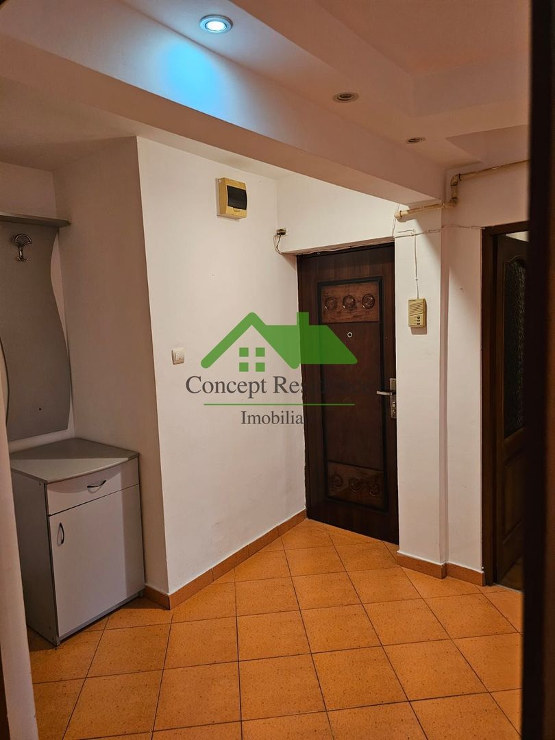 Apartament 2 camere, decomandat, etaj 1 – Victoriei, zona Albina - Poză 8