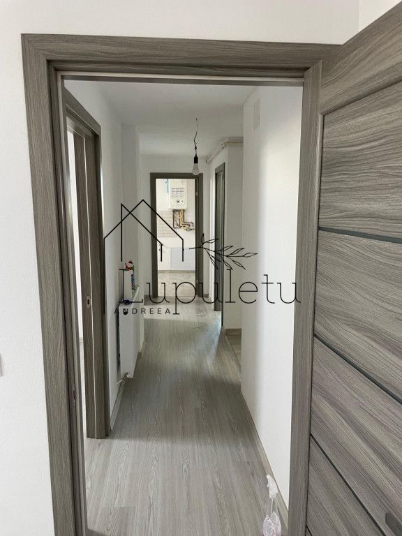 Apartament de vânzare | 3 camere | 67 MPU | Mansardă (4/4) - Poză 2