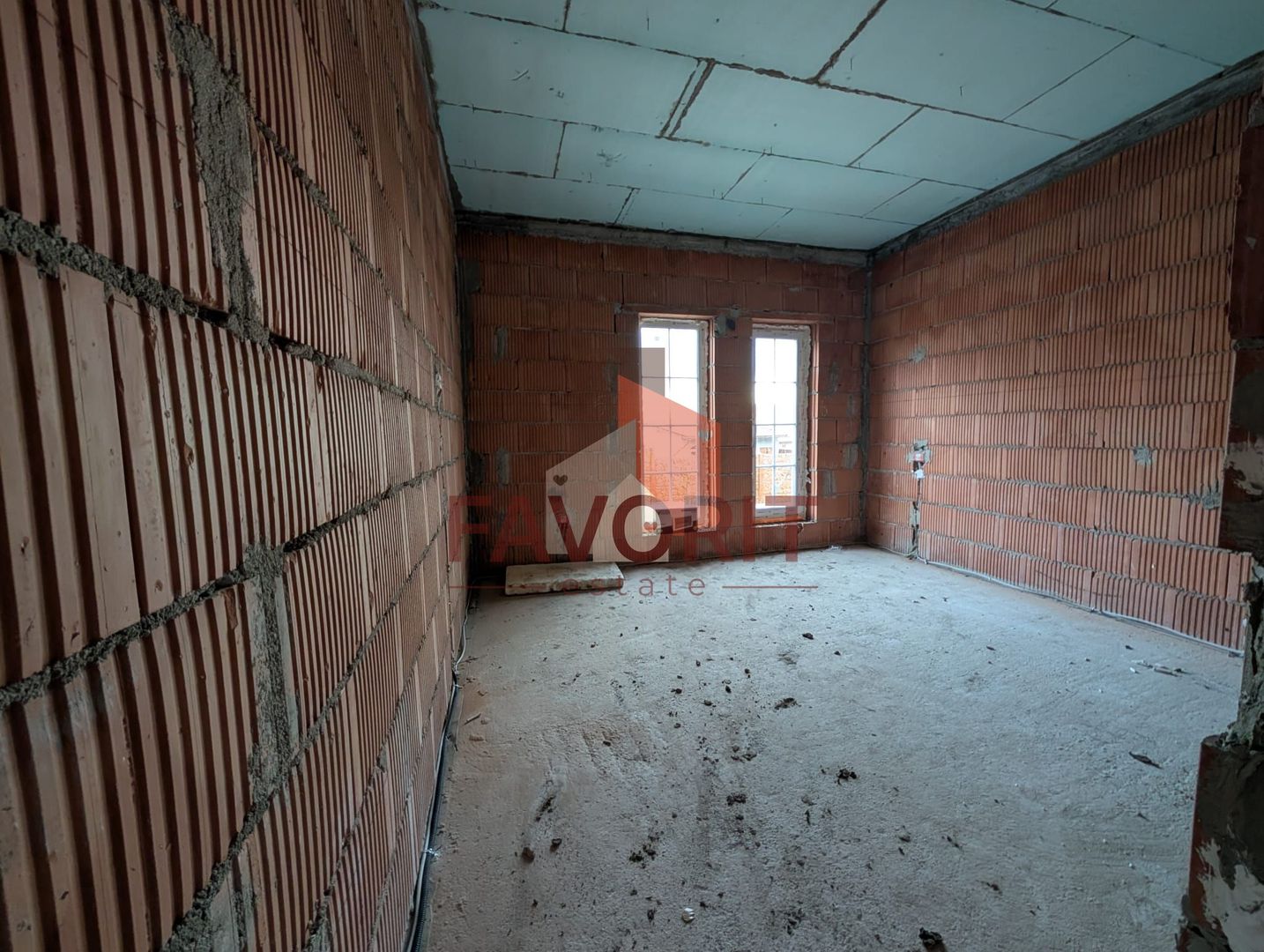 Casă individuală | Parter | Toate utilitatile | Finisaje premium | Curte | Pod - Poză 8