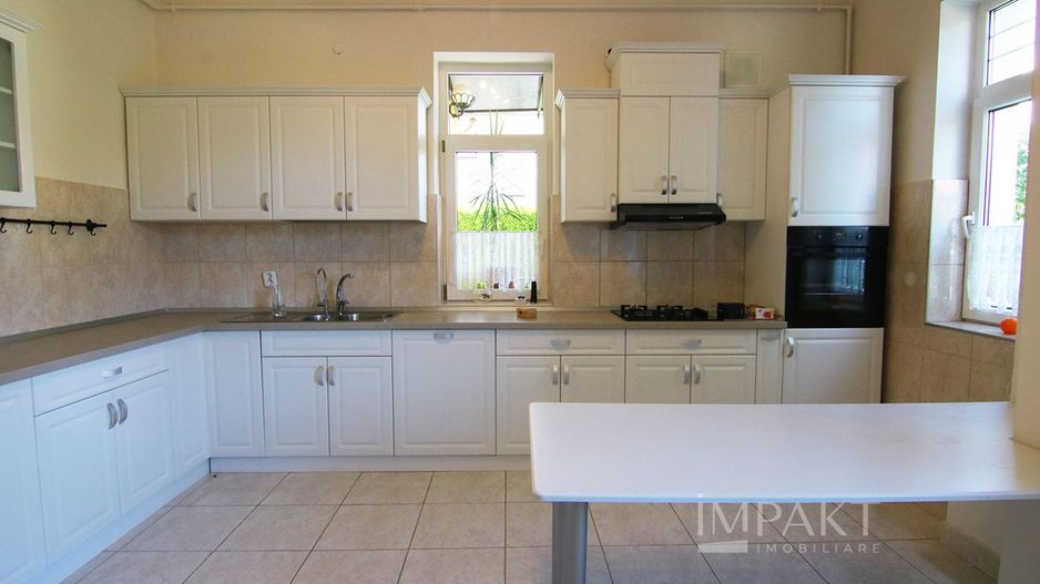 Casa individuala situata la 2 minute de Parcul Engels ! - Poză 8