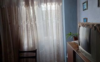 Apartament 3 cam, Micro 40,et 4/4 - Poză 1