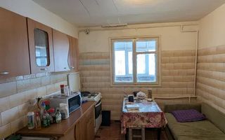DE VANZARE  3 CAMERE GHENCEA-BRASOV |  2 BAI | METROU - Poză 5