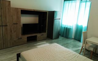 Garsoniera renovata, metrou 3 min, balcon, AC, cat friendly - Poză 2