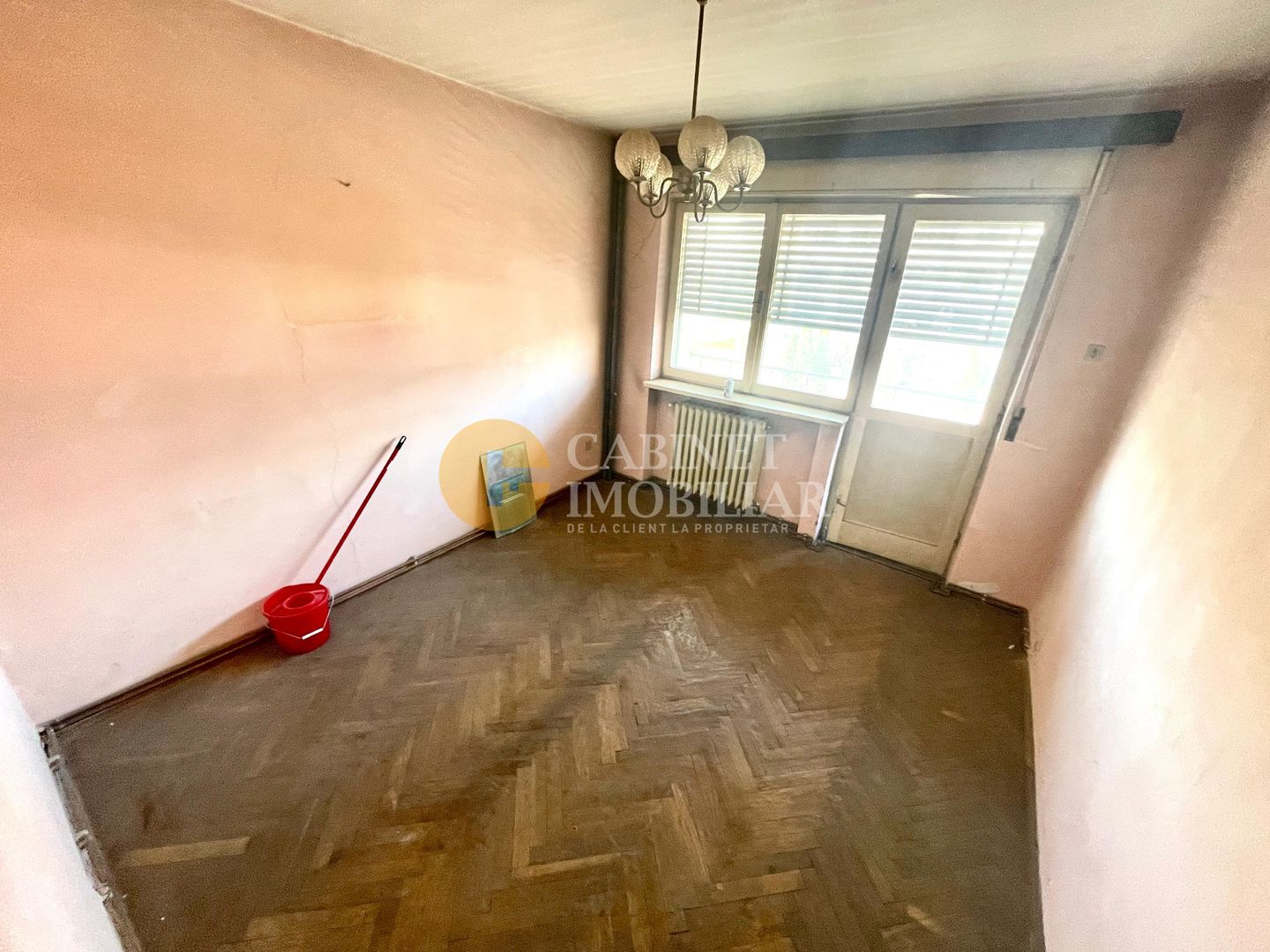 1001 articole - Podu Ros - 65mp - Etaj 2 - fara risc - 3 camere Decomandate - Poză 4
