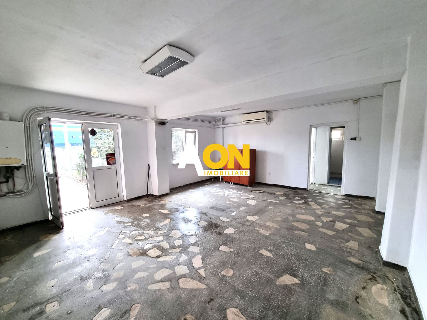 De inchiriat spatiu comercial, pretabil pentru magazin, zona Dedeman - Poză 2