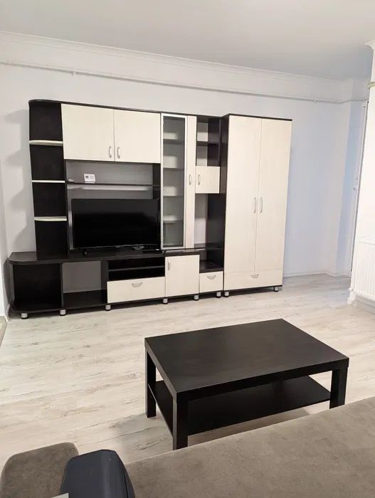 Garsoniera de inchiriat Militari Residence - Poză 1