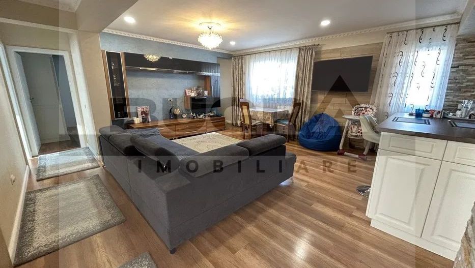 Apartament 4 camere, 98 mp, 2 parcari, zona strazii Oasului - Poză 1