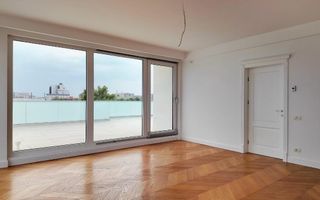 Penthouse cu 4 camere in zona Unirii, parcare si boxa in subteran - Poză 5