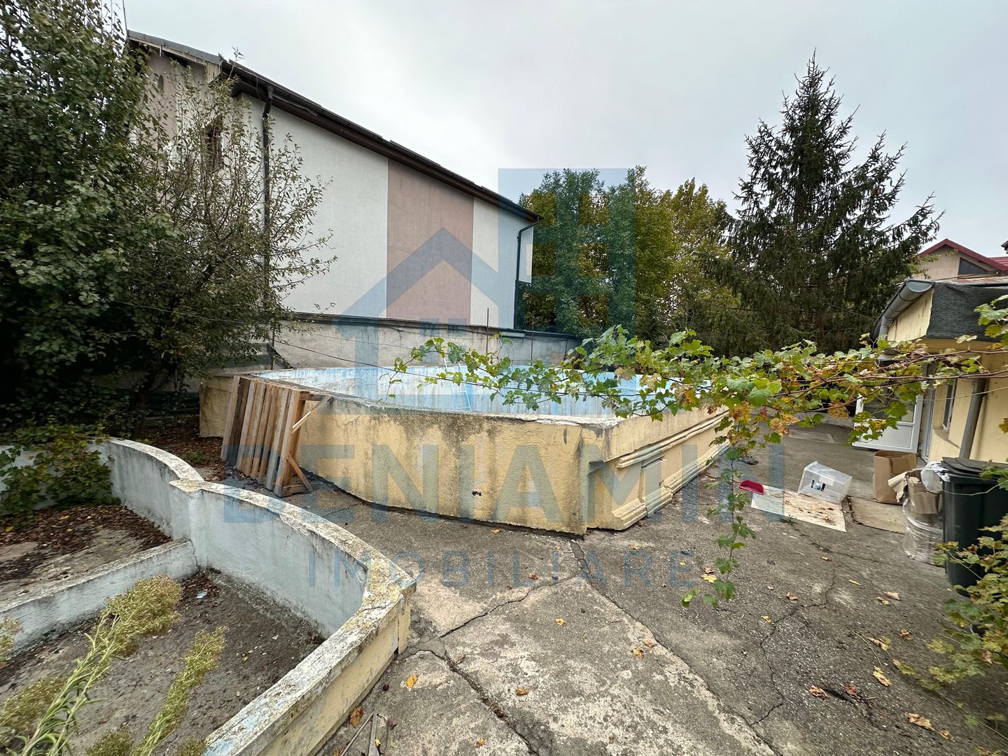 Casa P+M Ciuperca 615mp teren piscina deschidere 20ml disponibila - Poză 4