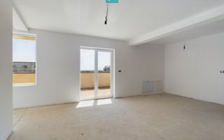 Apartament 3 camere, spațios, în zona Torontalului - Poză 3