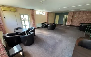 DE INCHIRIAT - SPATIU COMERCIAL CHIAR IN FATA PRIMARIEI SNAGOV - Poză 22