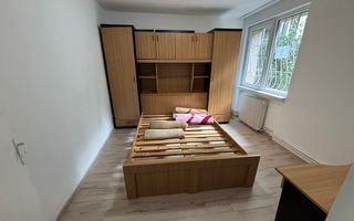 Apartament cu 3 camere (Cornisa) - Poză 4