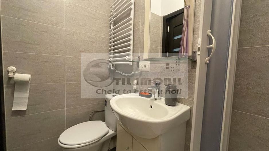 Apartament 3 camere Sadoveanu Copou 180 000 euro - Poză 8