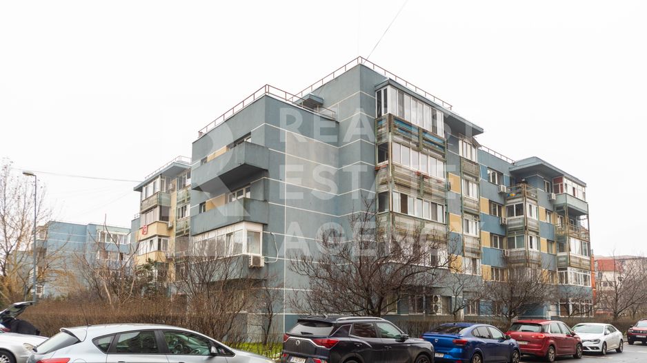 Vânzare, garsonieră în zona Drumul Taberei - Poză 1