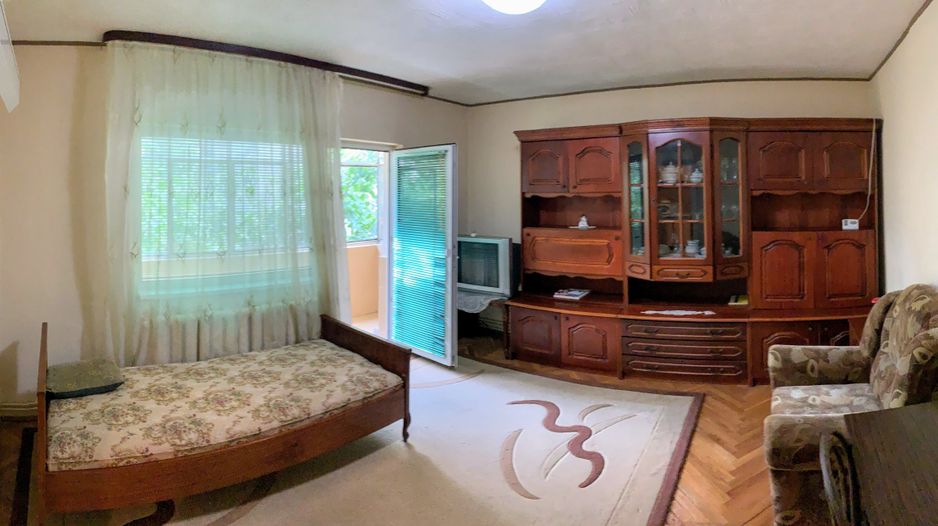 APARTAMENT DECOMANDAT  3 CAMERE CALEA ARADULUI - Poză 1