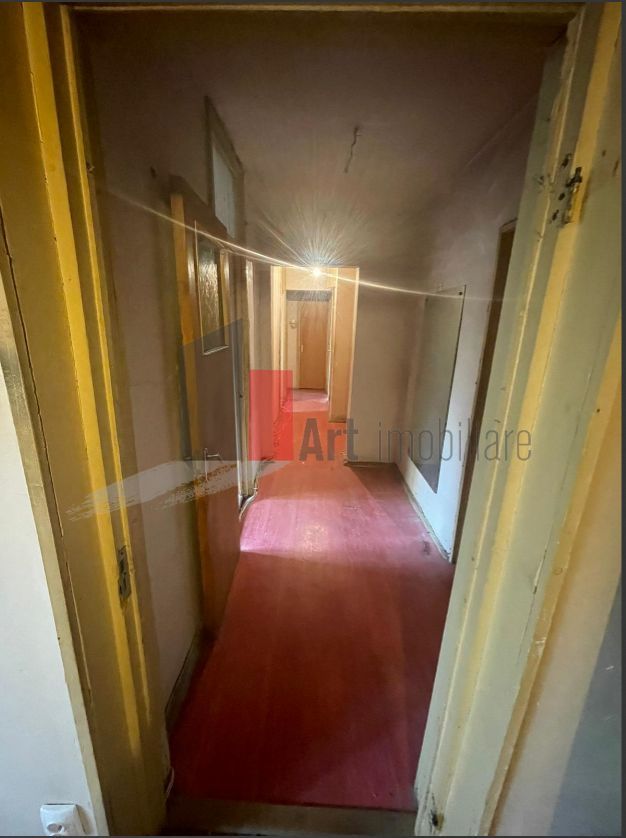 APARTAMENT 4 CAMERE STEFAN CEL MARE - Poză 2