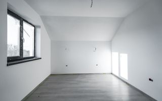 Propietar casa P+M STR.SAFIRULUI - Poză 8