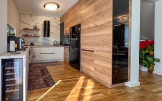 Vilă individuală elegantă, complet mobilată și utilată, lângă parcul și pădurea din Corbeanca - Poză 3