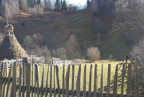 teren intravilan Moieciu de Jos Brasov - Poză 2