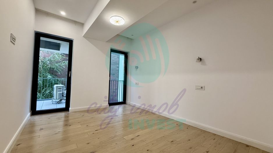 Apartament modern | Universitate | Terasă | Ideal locuință, cabinet sau birou - Poză 3