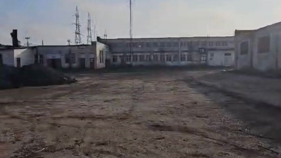 Spațiu administrativ și clădiri birouri + hale de vânzare în Giurgiu, - Poză 3