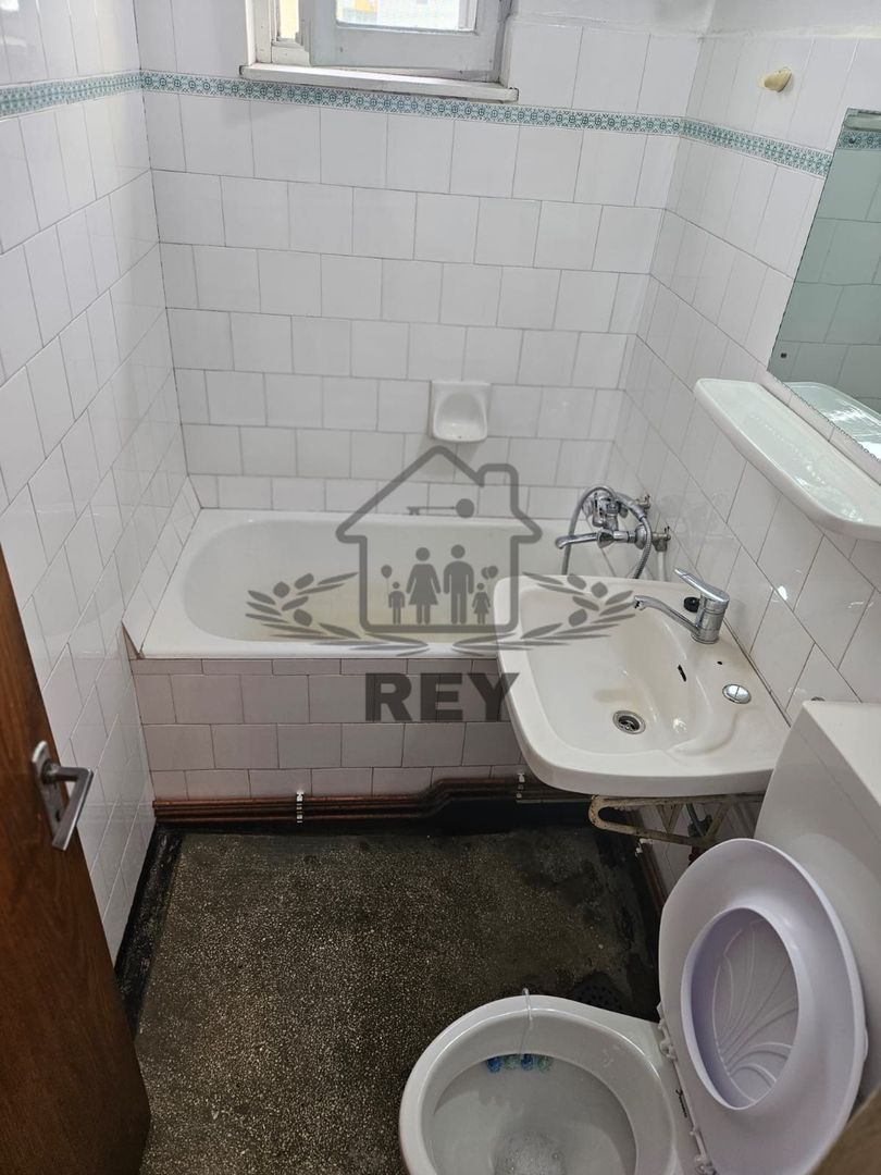 Ap 2 camere semidecomandat zona Bd. Mihai Viteazu/DE RENOVAT - Poză 8